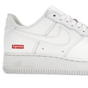 Nike Air Force 1 Low Supreme White Size 12